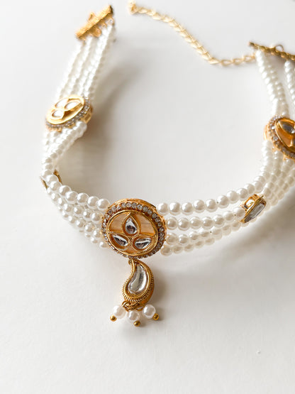 Kundan Pearl Choker