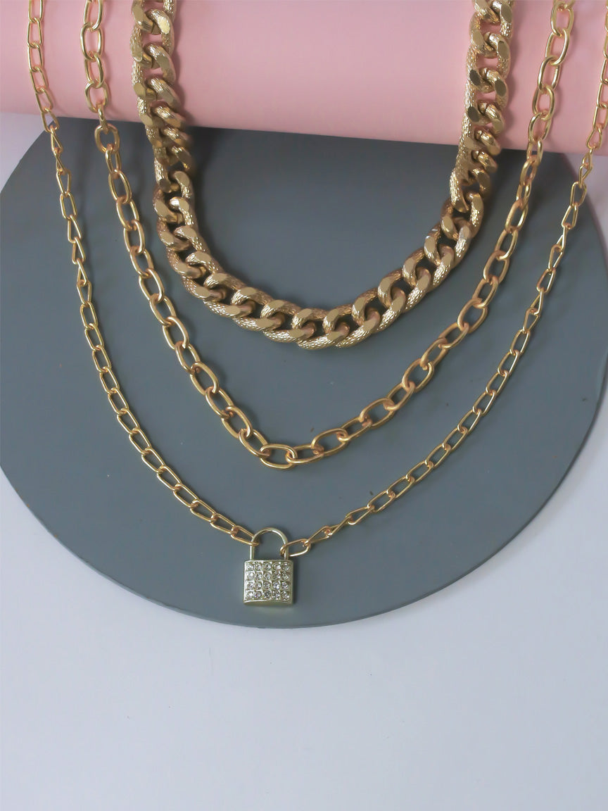 Chunky chain lock necklace discount
